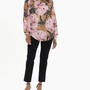 So Slimming Chico's Ankle Pants Size Small Like New!